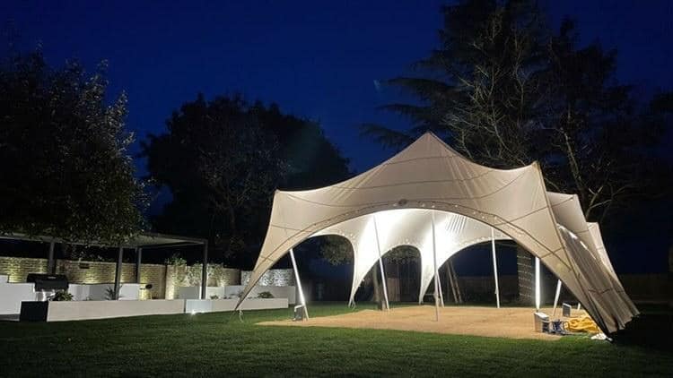 Capri tent with uplighters